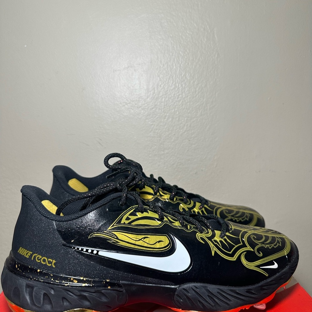 Nike Alpha Huarache Elite 3 Baseball Cleats New US10